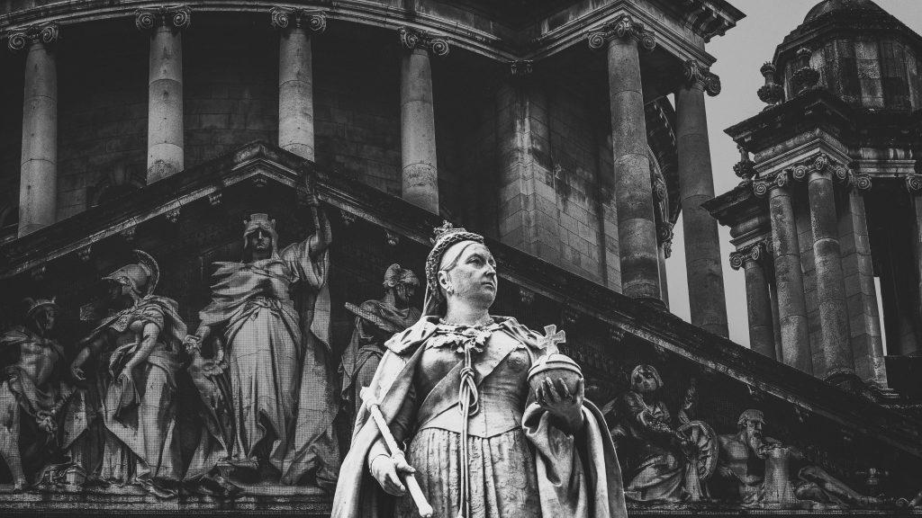 Queen Victoria statue
