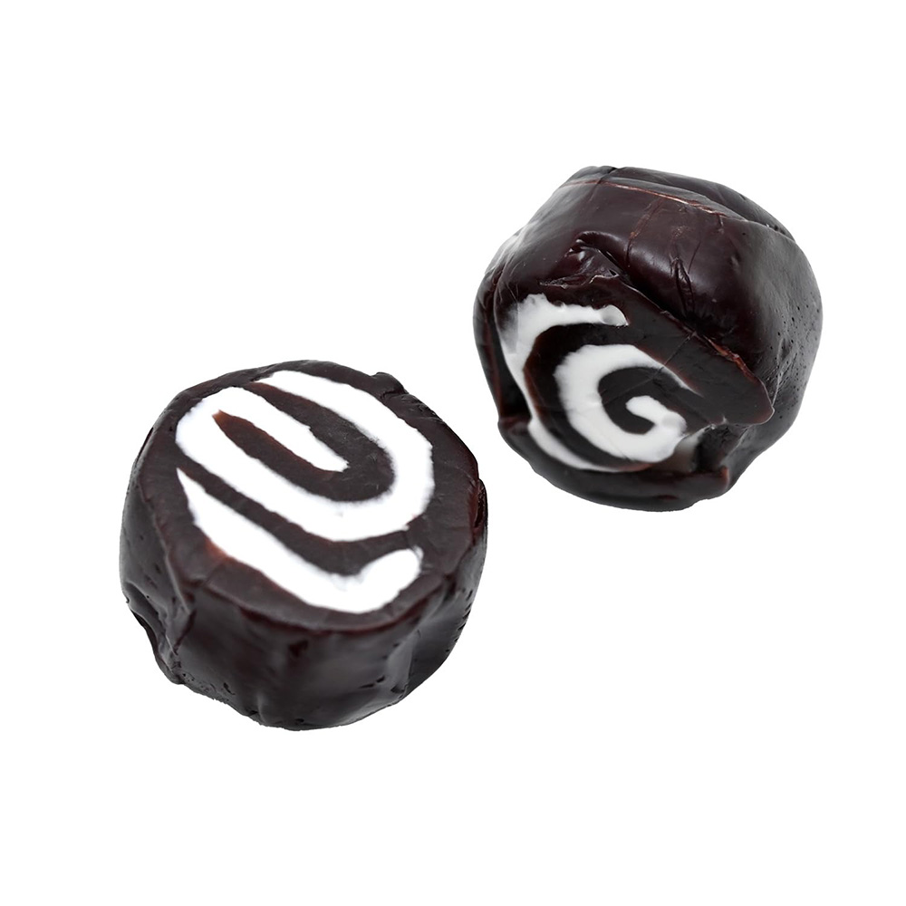 Taffy Town Black Licorice Swirls Salt Water Taffy 5 lb Bag