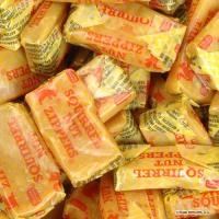 Squirrel Nut Zippers 1lb 